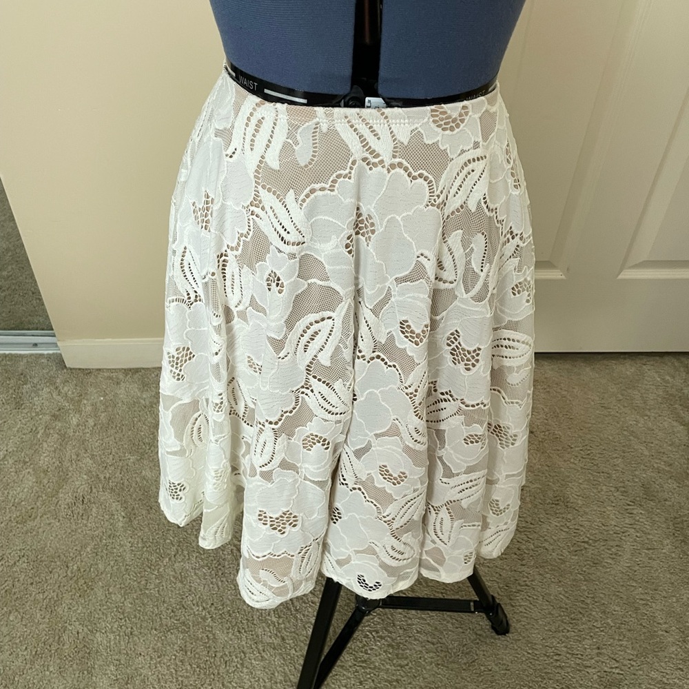 Marciano | White Lace Skirt
